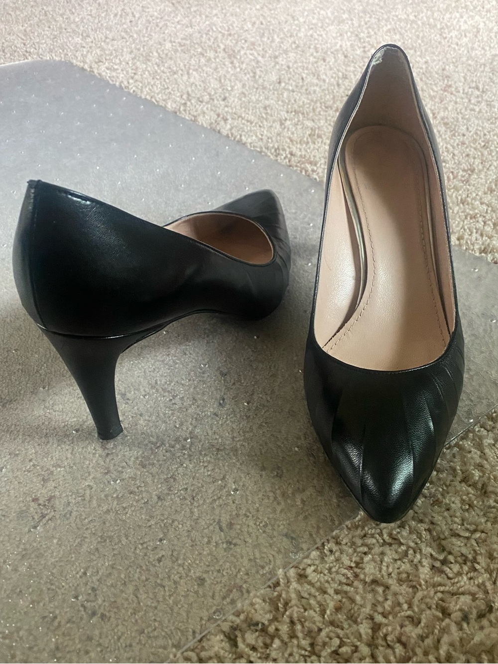 Stuart Weitzman Black Pumps-Size 9
